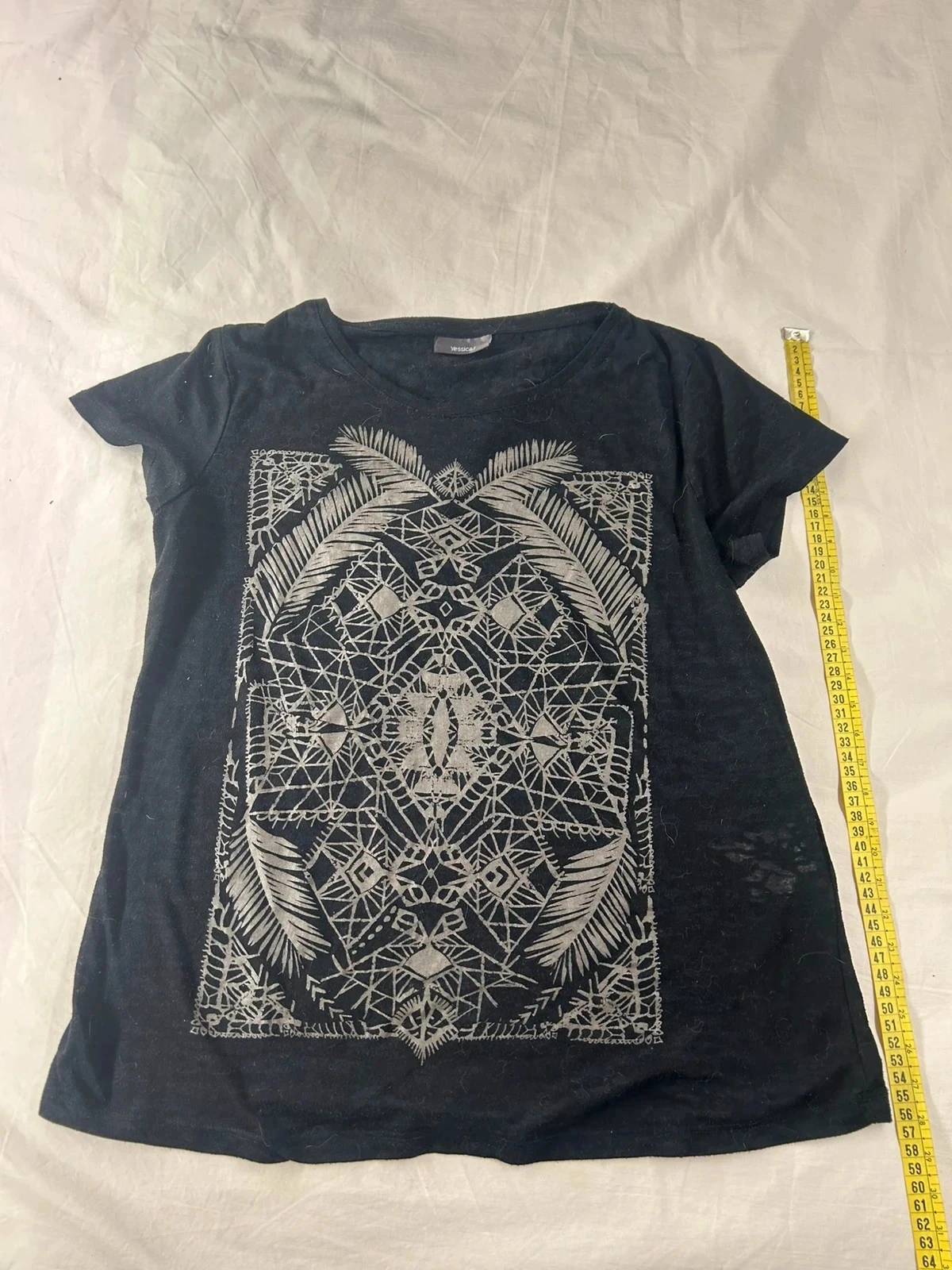 T-shirt noir à motifs vintage yessica